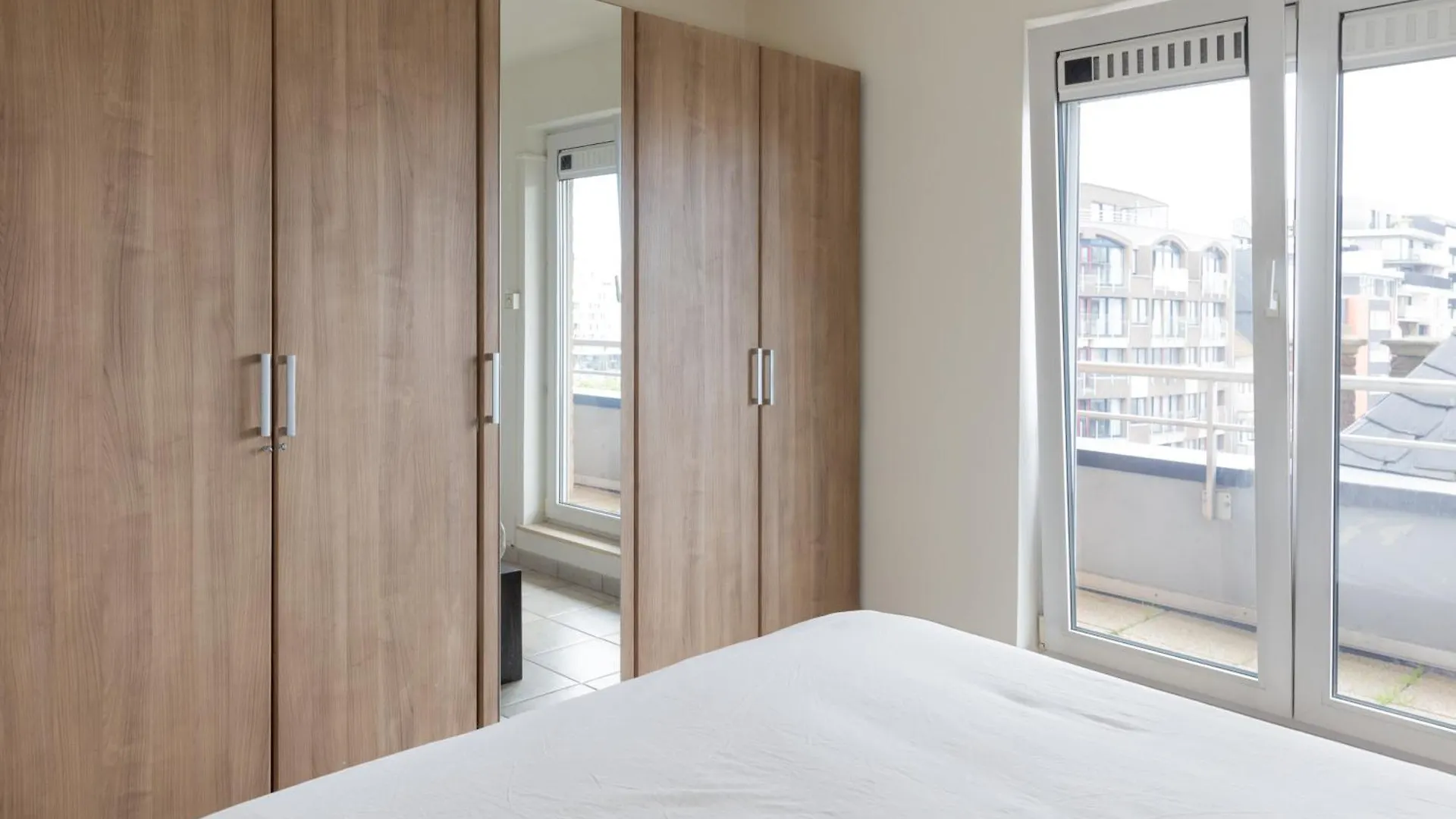 Appartement Leo & De Walvis Ostenda Apartament